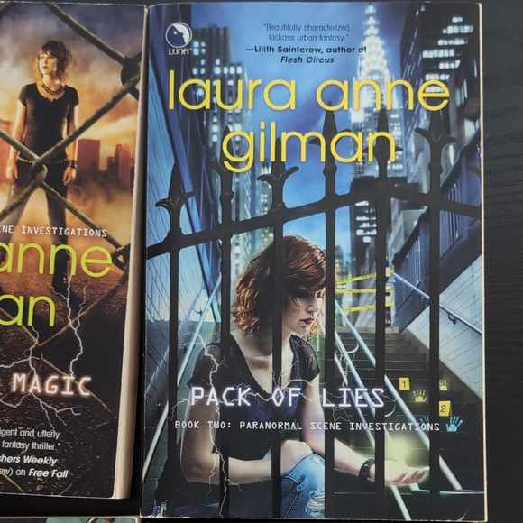 Paranormal Scene Investigations Series 1-4 Hard Magic by Laura Anne Gilman books - Picture 11 of 15